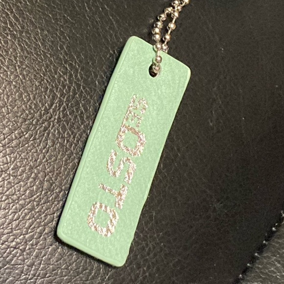 NIB small Seosto crossbody - Picture 3 of 8